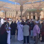 AbirTravel Penerangan Mutawif depan Maqam Baqi